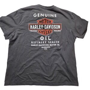 Harley Davidson Milwaukee Oil Refinery Sealed Black Tee Size Large